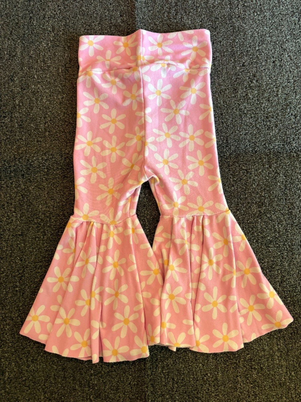 Darling Rose & Co 6-9M Pink Daisy Floral Bell Bottom Pants Made in USA